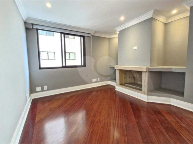 Apartamento à venda com 4 quartos, sendo 3 suítes,  em Brooklin, São Paulo, SP