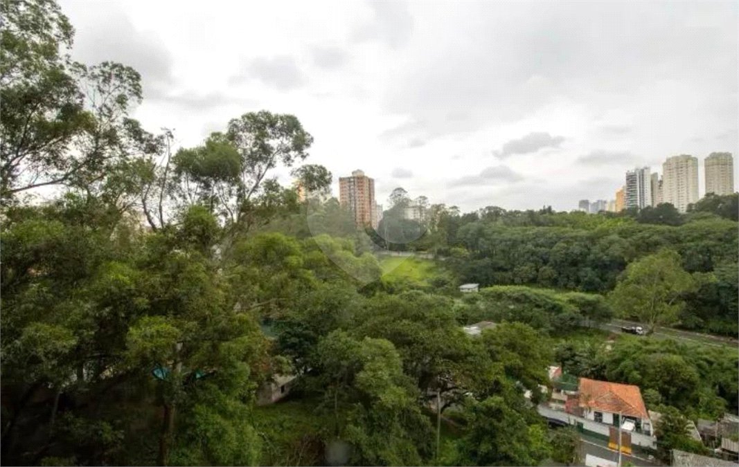 Apartamento à venda com 3 quartos, sendo 1 suíte, em Jardim Ampliação, São Paulo, SP