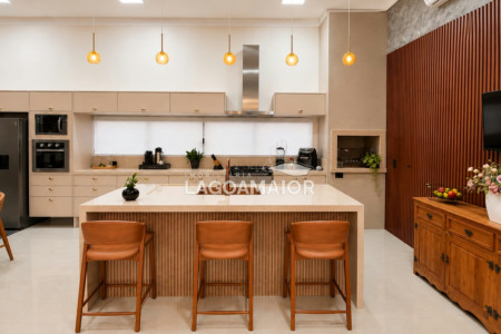 Casa à venda com 4 quartos, sendo 4 suítes, no condomínio Residencial Villa Dumont, Três Lagoas - MS
