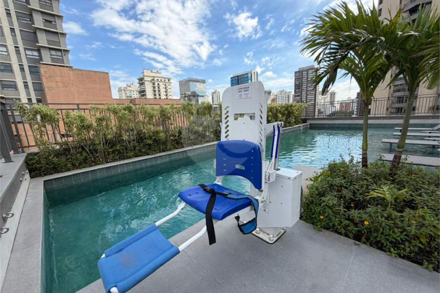 Apartamento à venda com 3 suítes em Campo Belo, São Paulo, SP