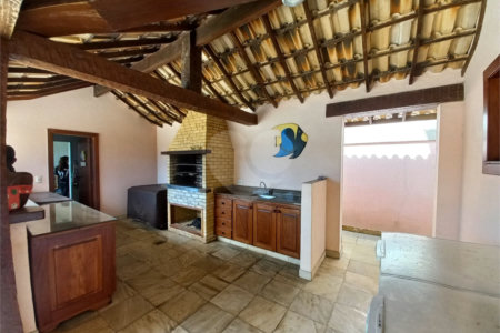 Casa à venda com 4 quartos, sendo 3 suítes,  em Geribá, Armação dos Búzios, RJ