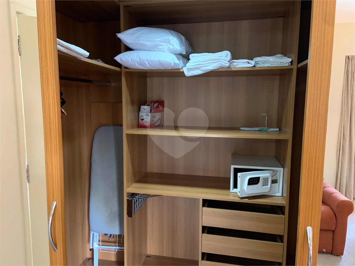 Flat à venda com 2 suítes em Jardim Europa, São Paulo, SP