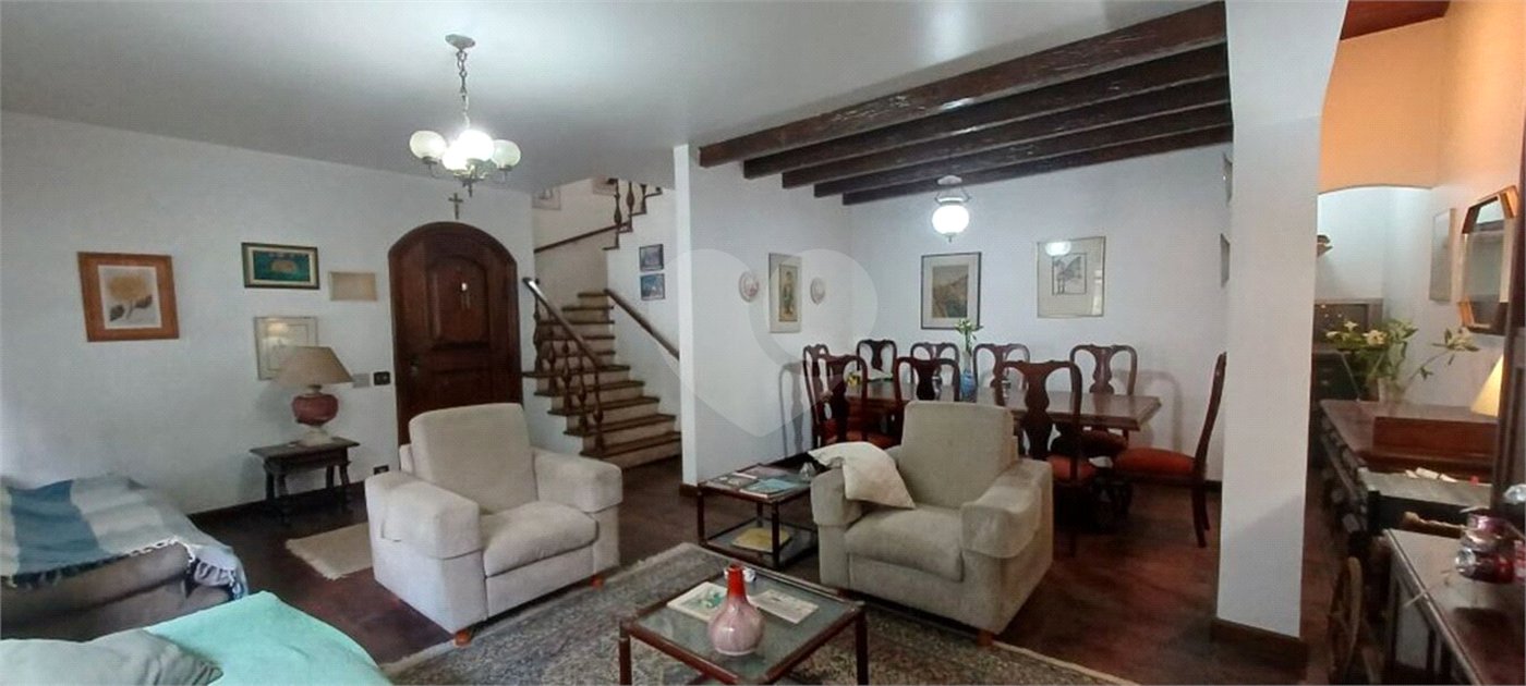Sobrado à venda com 3 quartos, sendo 1 suíte, em Jardim Novo Mundo, São Paulo, SP