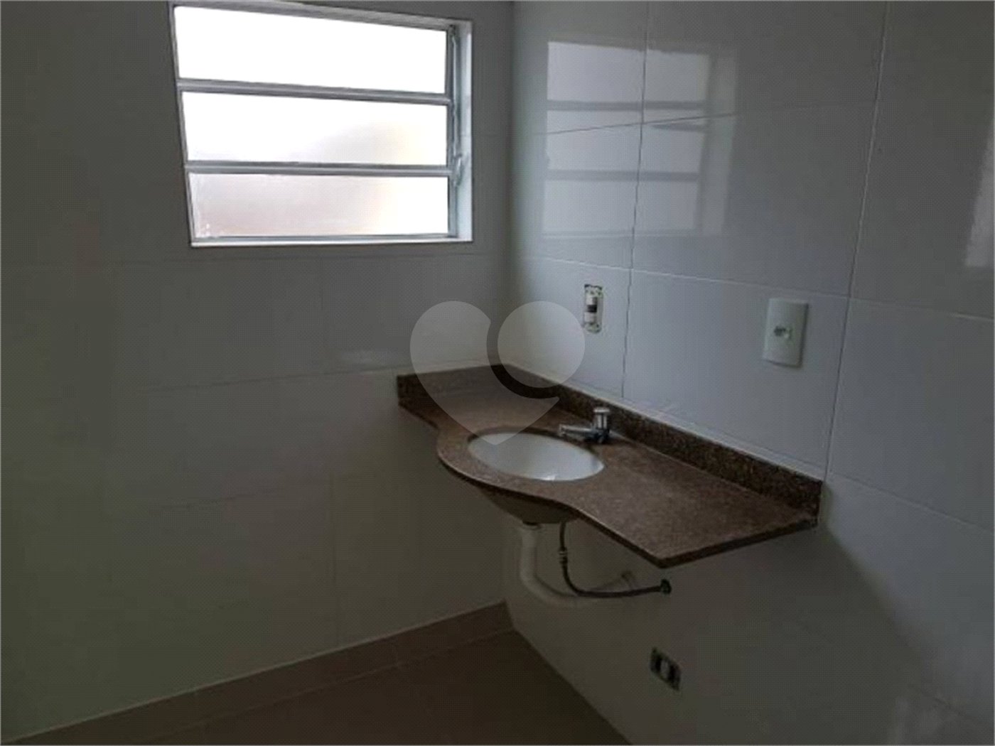 Casa à venda com 4 quartos, sendo 3 suítes, em Vila Brasilina, São Paulo, SP