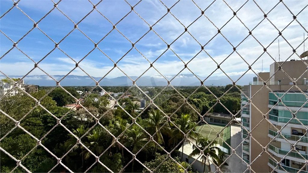 Apartamento à venda com 3 quartos, sendo 2 suítes, em Riviera de São Lourenço, Bertioga, SP