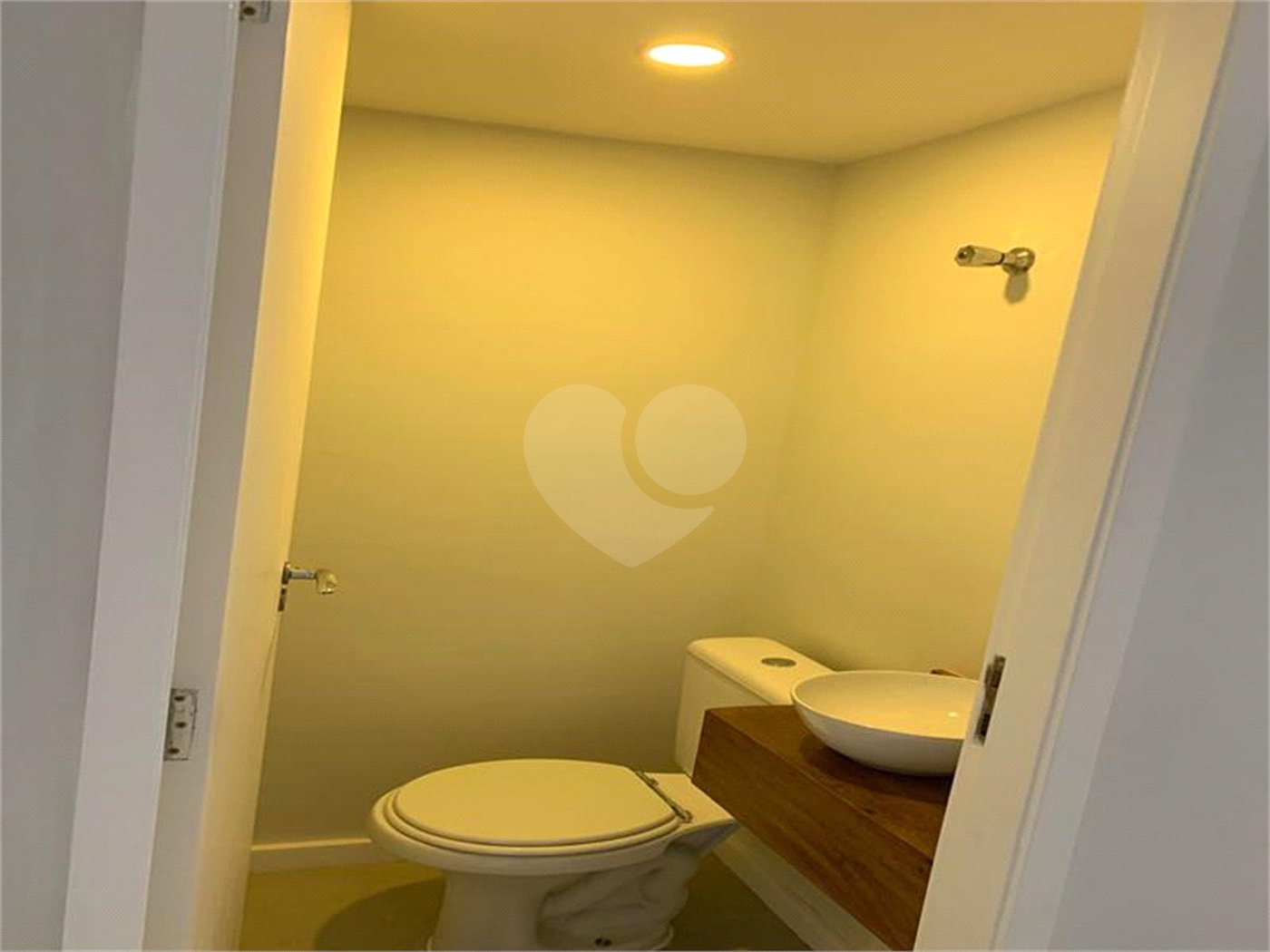 A Passos do Metrô Oscar Freire! Apartamento com Infraestrutura Completa na Rua Lisboa.