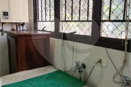 Apartamento à venda no Campo Belo com 110m², 03 dormitórios sendo 01 suite, 2 vagas - São Paulo/S