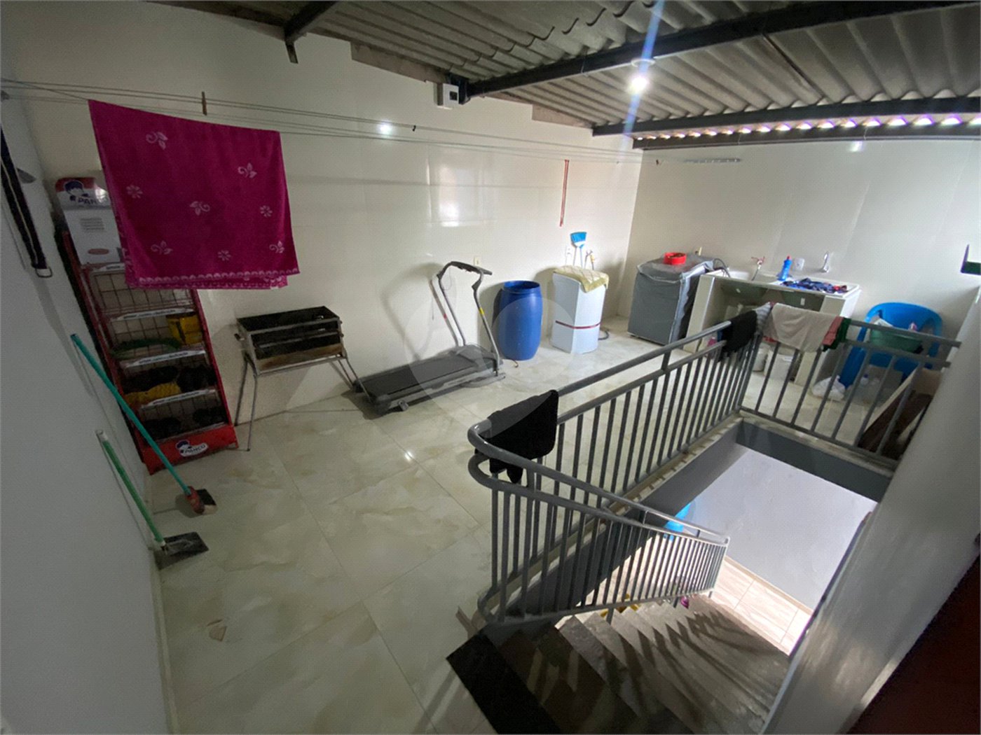 Sobrado comercial/residencial no Cidade Aracy