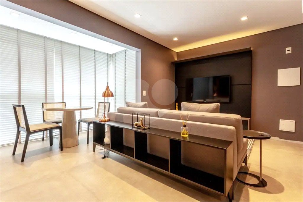 Apartamento para alugar com 1 suíte em Jardim Europa, São Paulo, SP