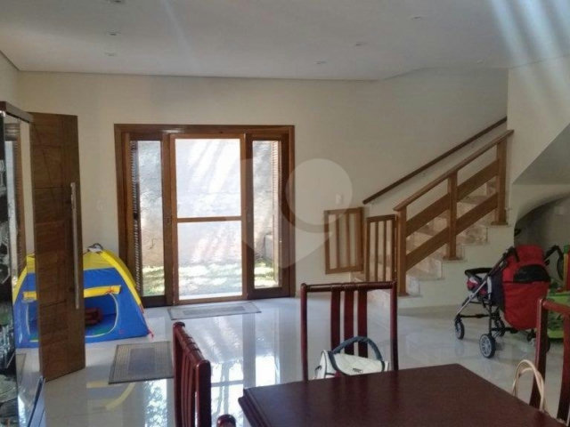Sobrado à venda com 3 quartos, sendo 1 suíte,  em Barro Branco (zona Norte), São Paulo, SP