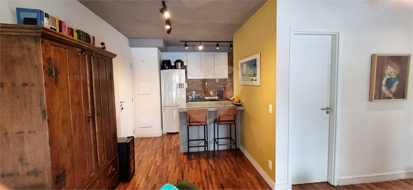 Apartamento à venda com 2 quartos, sendo 1 suíte, em Pinheiros, São Paulo, SP