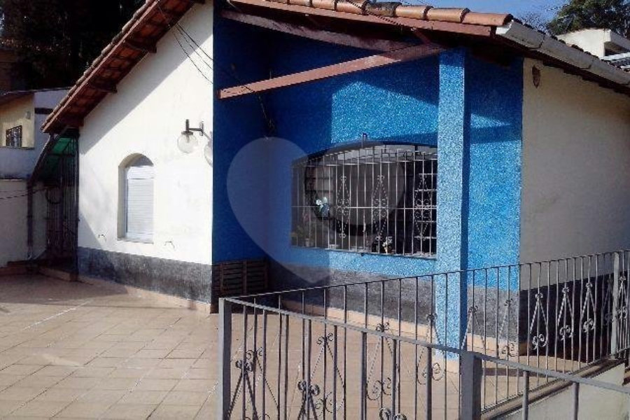 Casa Térrea à venda com 2 quartos em Vila Irmãos Arnoni, São Paulo, SP