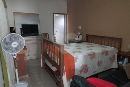 Casa à venda com 3 quartos, sendo 2 suítes, no condomínio Outeiro das Flores, Itupeva - SP