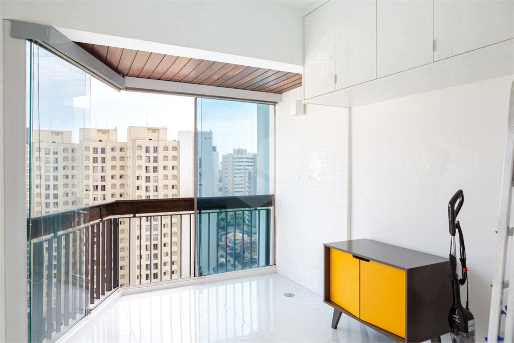 Duplex à venda com 2 quartos, sendo 1 suíte, em Vila Clementino, São Paulo, SP