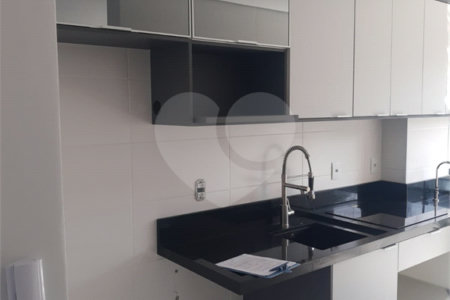 Apartamento à venda com 3 quartos, sendo 1 suíte, em Vila Domingues, Votorantim, SP