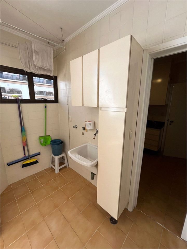 Apartamento com 4 dormitórios à venda, 259 m² por R$ 900.000,00 - Jardim Três Marias - Guarujá/SP