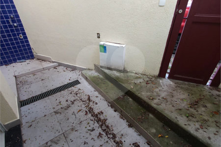 Sobrado para alugar com 2 suítes em Jardim Morro Verde, São Paulo, SP