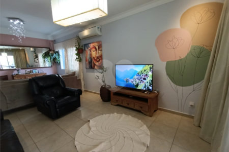 Casa à venda com 4 quartos, sendo 1 suíte, no condomínio Jardim Reserva Bom Viver de Indaiatuba, Indaiatuba - SP