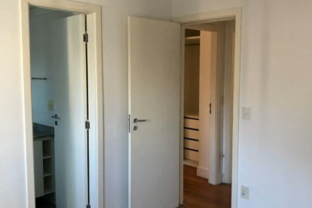 Apartamento à venda com 3 suítes em Vila Suzana, São Paulo, SP