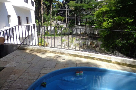 Cobertura à venda ou para alugar com 7 quartos, sendo 2 suítes, em Vila Andrade, São Paulo, SP