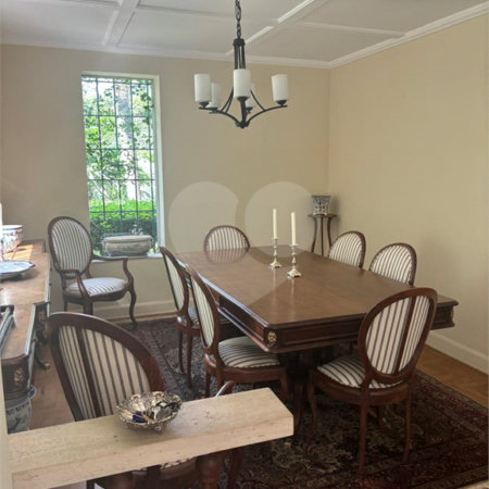 Casa à venda com 5 quartos, sendo 3 suítes, em Jardim América, São Paulo, SP