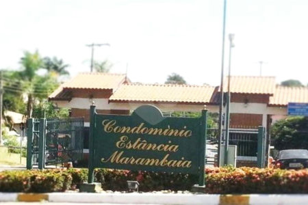 Casa à venda com 5 quartos, sendo 3 suítes, no condomínio Estância Marambaia, Vinhedo - SP
