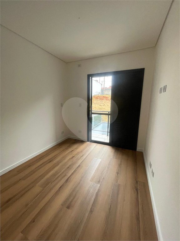 Sobrado à venda com 3 quartos, sendo 1 suíte, em Villa Di Cesar, Mogi das Cruzes, SP