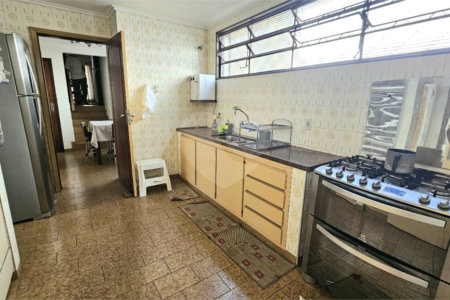 Sobrado à venda com 3 quartos, sendo 1 suíte, em Jardim Sumaré, Ribeirão Preto, SP