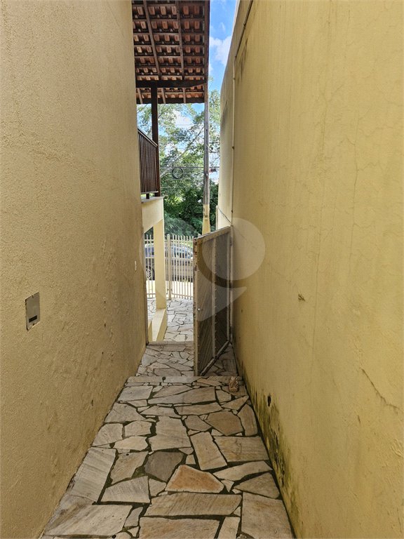 Casa à venda com 3 quartos, sendo 1 suíte, em Bosque, Vinhedo, SP