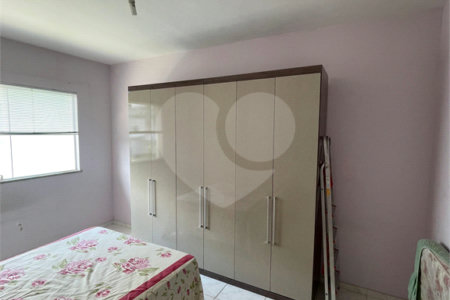 Casa à venda com 5 quartos, sendo 1 suíte, no condomínio Residencial Green Ville, Rio de Janeiro - RJ