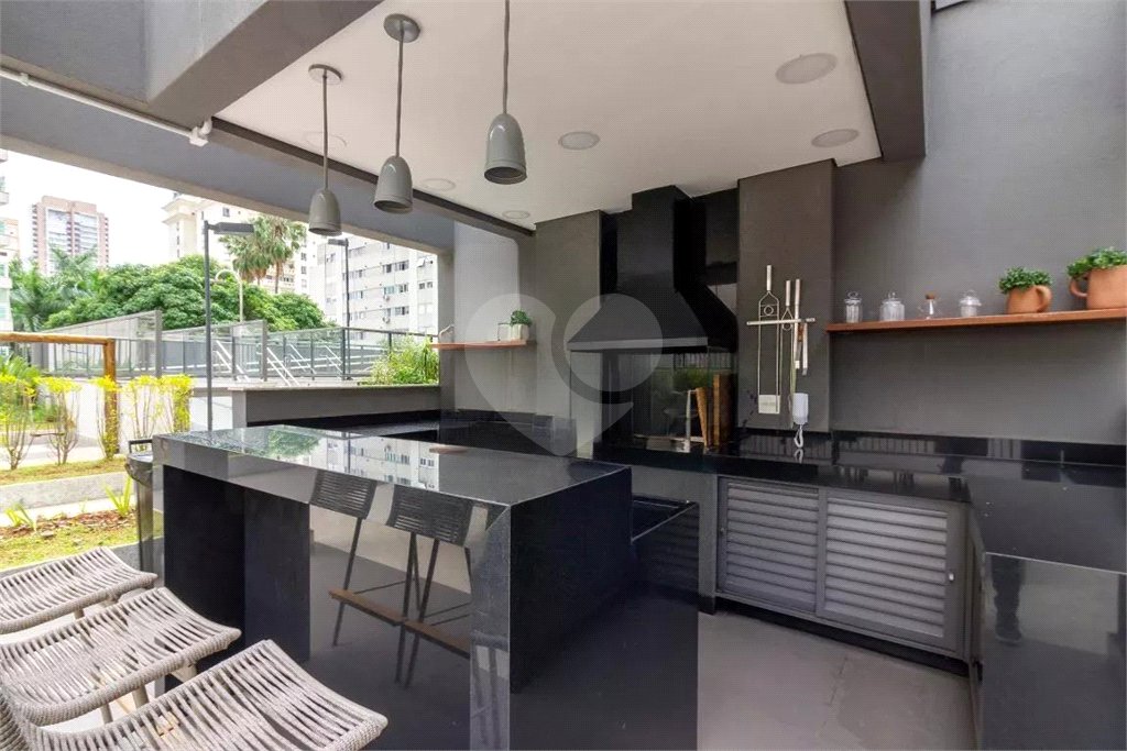 Apartamento à venda com 3 quartos, sendo 1 suíte, em Pinheiros, São Paulo, SP