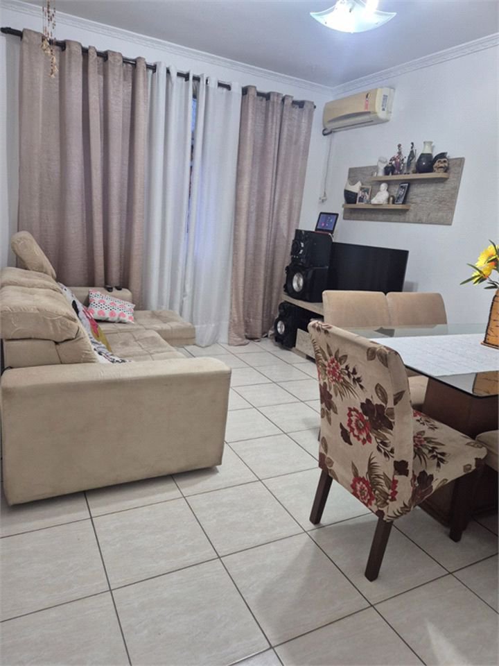 Apartamento com 2 dormitórios à venda, 76 m² por R$ 385.000,00 - Vila Matias - Santos/SP