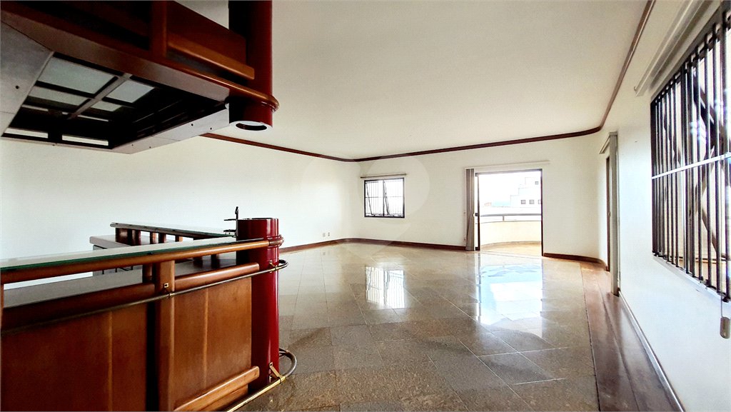 Apartamento à venda com 4 quartos, sendo 2 suítes,  em Vila Seixas, Ribeirão Preto, SP