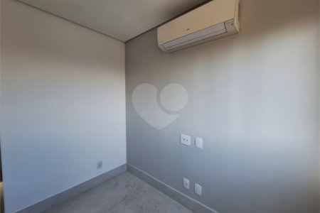 Apartamento para alugar com 2 quartos em Vila Olímpia, São Paulo, SP