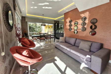 Casa à venda com 4 quartos, sendo 3 suítes,  no condomínio Le Lis Vert Village, São Paulo - SP