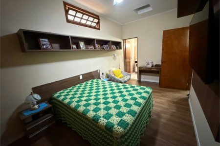 Sobrado à venda com 4 quartos, sendo 2 suítes, em Vila Medeiros, São Paulo, SP