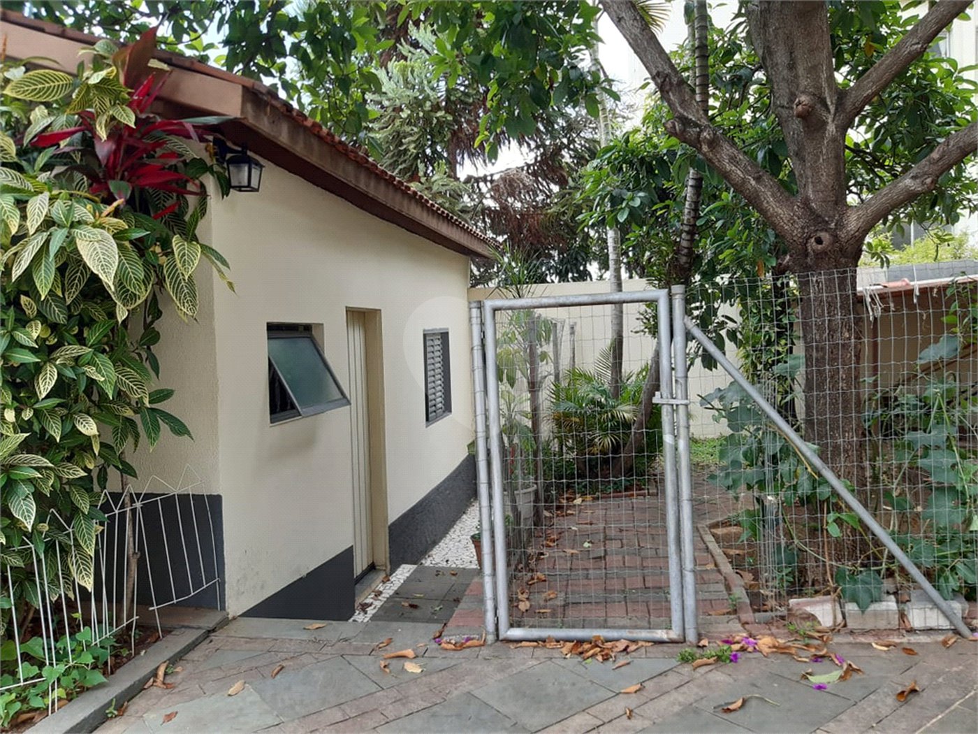Sobrado à venda com 4 suítes em Santana, São Paulo, SP