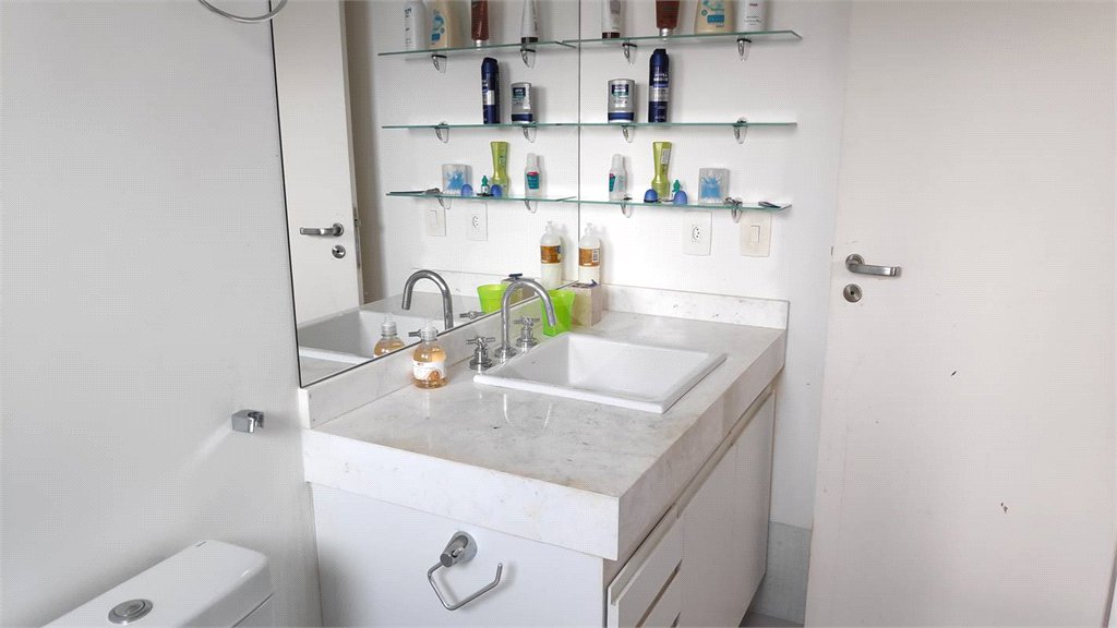 Apartamento à venda com 2 suítes em Vila Progredior, São Paulo, SP