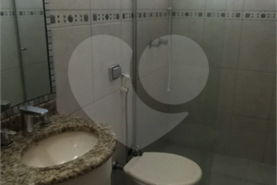 Sobrado à venda com 3 suítes em Vila Mazzei, São Paulo, SP