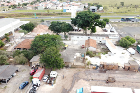 Área de terra a Venda na Margem da Rodovia Washington Luiz KM/230 - São Carlos/SP