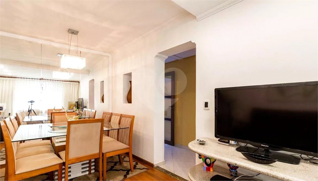 Casa à venda com 3 quartos, sendo 1 suíte, em Vila Olímpia, São Paulo, SP