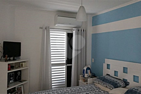 Casa à venda com 3 quartos, sendo 1 suíte,  no condomínio Residencial Água Fria, São Paulo - SP