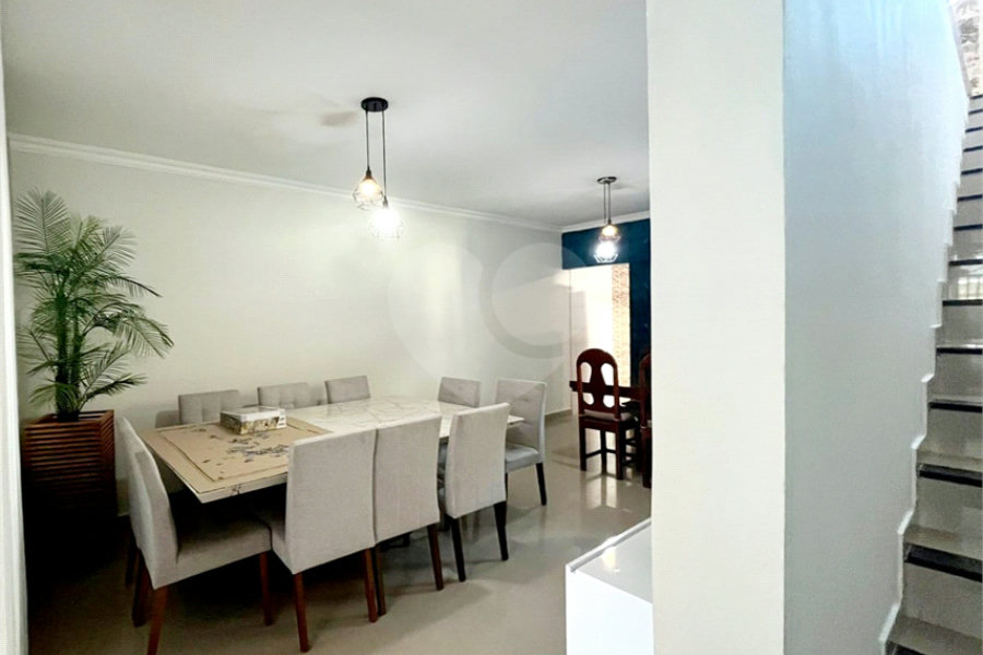 Sobrado à venda com 6 quartos, sendo 1 suíte,  em Horto, São Paulo, SP