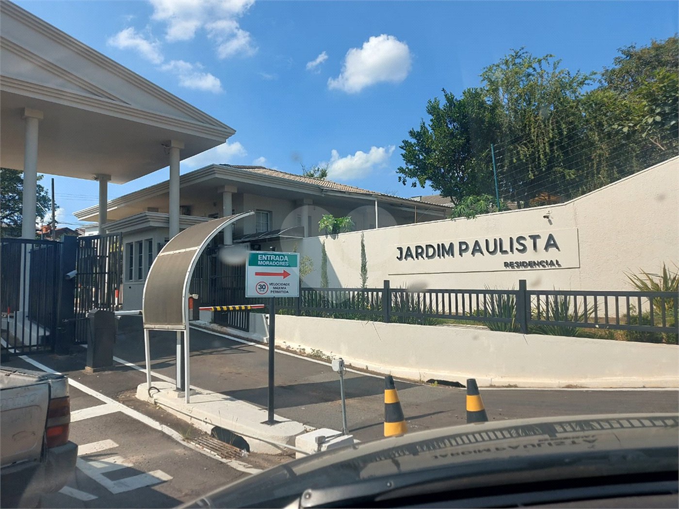 Sobrado à venda com 5 suítes no Centro, Vinhedo, SP