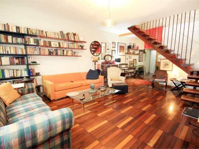 Sobrado à venda com 3 quartos, sendo 1 suíte,  em Alto da Boa Vista, São Paulo, SP