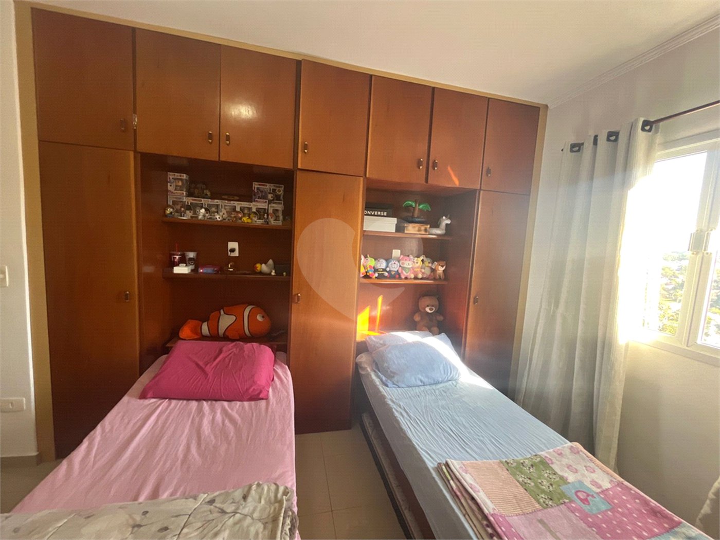 Sobrado à venda com 7 quartos, sendo 1 suíte, em Tremembé, São Paulo, SP