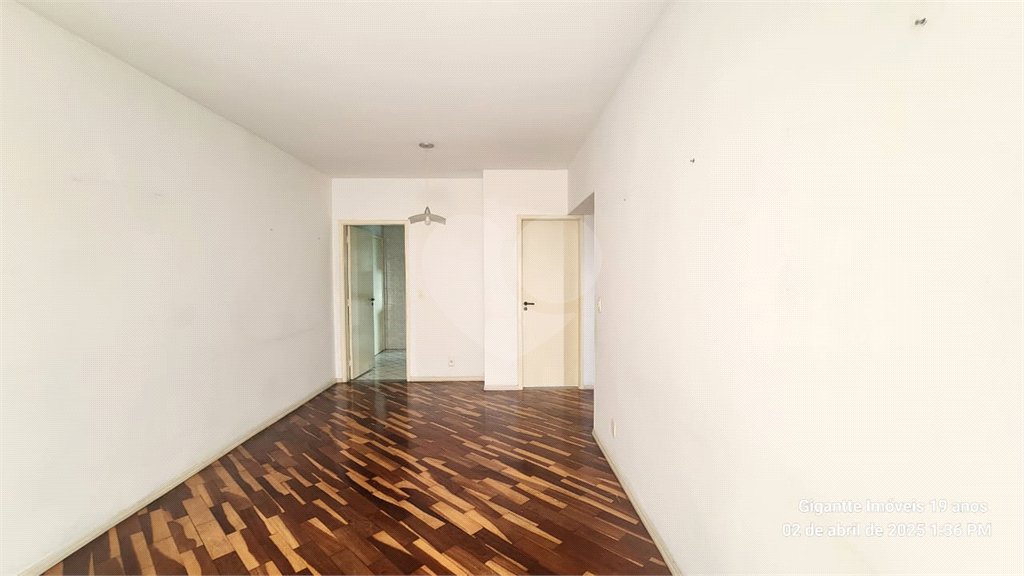 Apartamento à venda com 3 quartos, sendo 1 suíte, em Vila Gilda, Santo André, SP