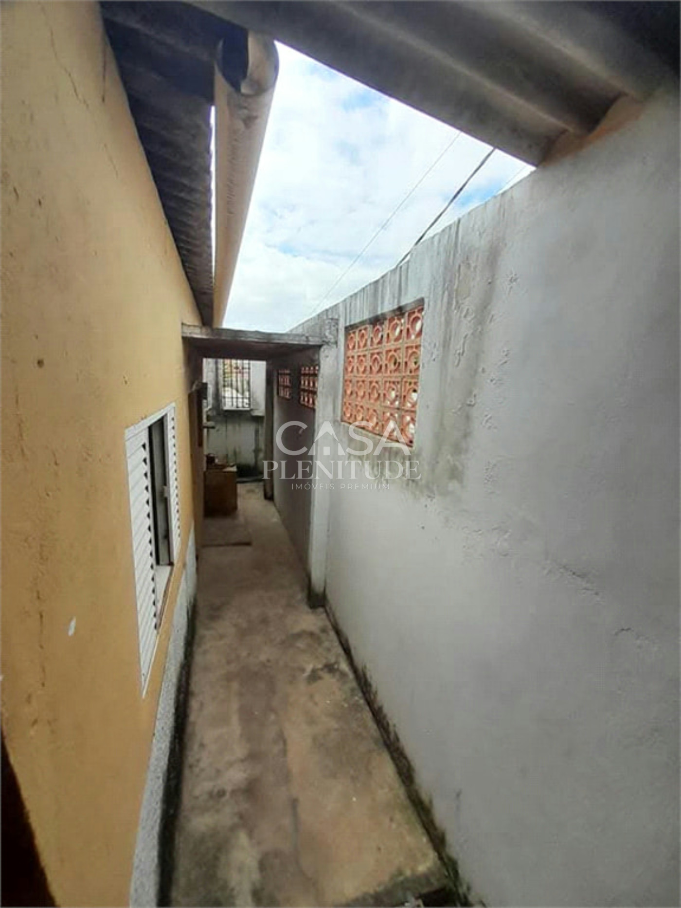 Casa à venda com 1 quarto em Lopes de Oliveira, Sorocaba, SP