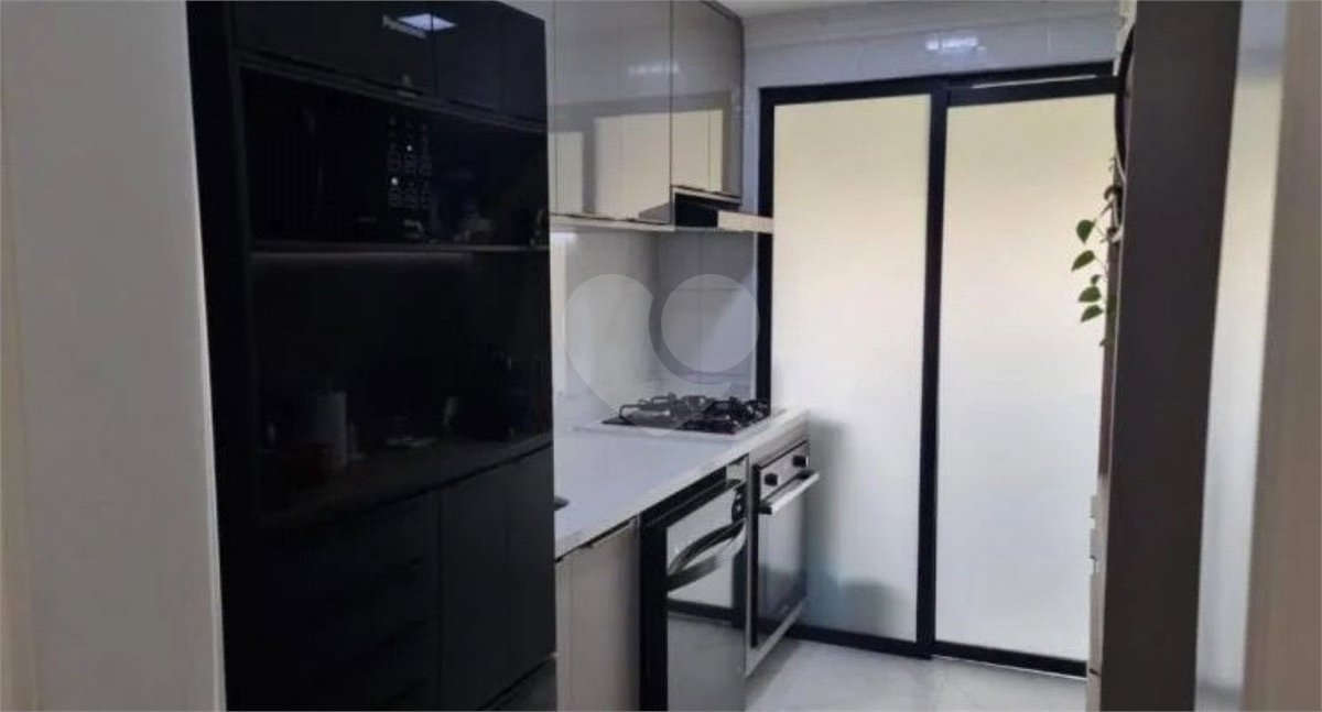 Apartamento à venda com 3 suítes em Vila Suzana, São Paulo, SP