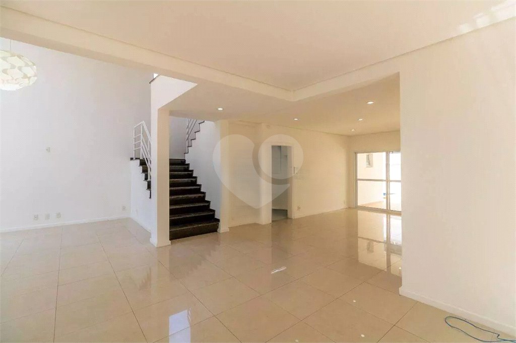 Casa à venda com 3 suítes no condomínio Mont Blanc, Sorocaba - SP